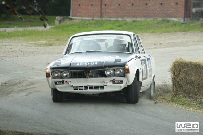 De oude doos : Rover P6 2000TC Rallye Grönegau "foutje; met frontschade..."