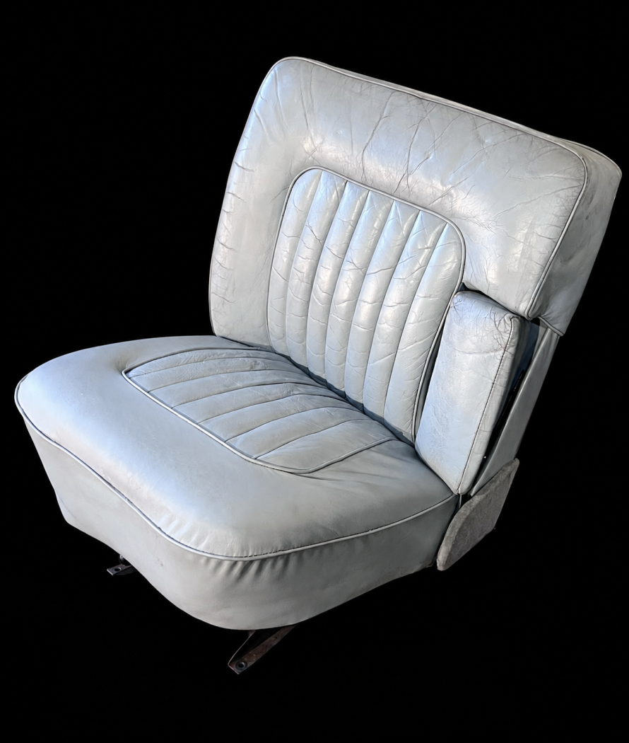 Restauratie van leren autostoelen