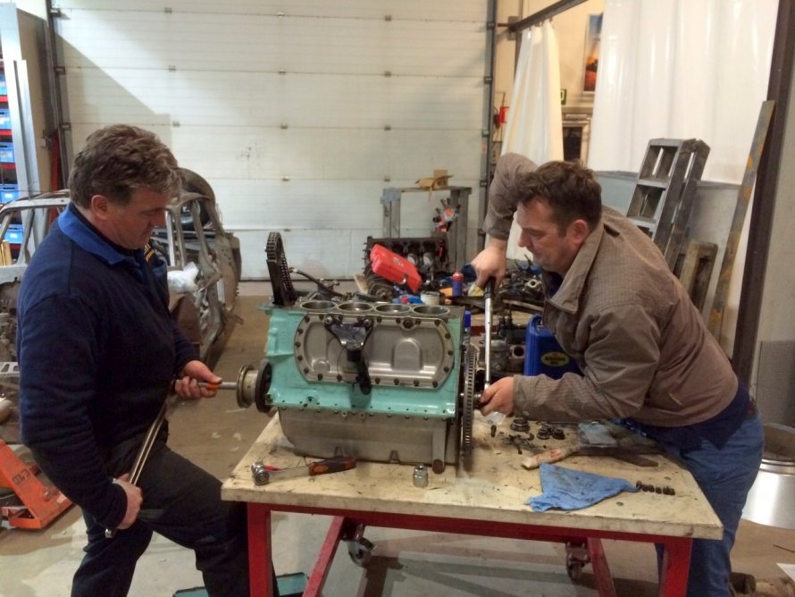 10-3-2015 "Vliegwiel plaatsen"